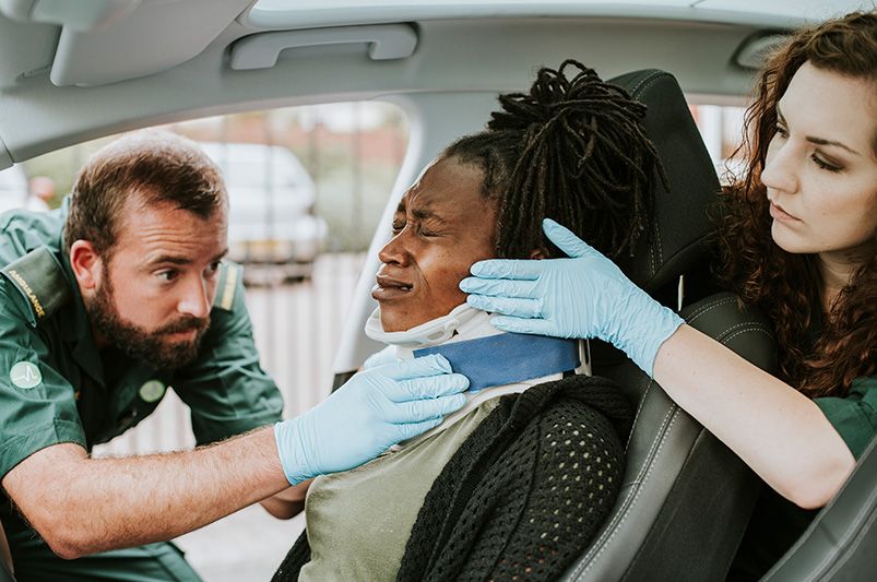 Car Accidents in California: Lawyer vs. Insurance Companies | Protect Your Settlement - Justice Guys