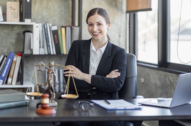 Employee or Independent Contractor? The ABC Test in California Explained - Justiceguys